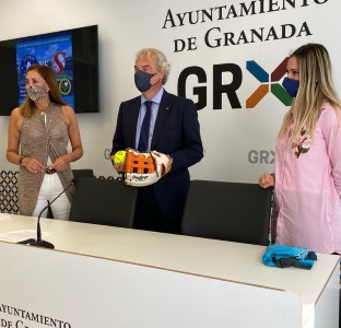 UN EQUIPO GRANADINO DE SOFTBOL JUEGA LA FINAL DE LA LIGA ANDALUZA EN AYNADAMAR